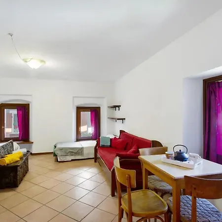 Sotto Il Di Hostel